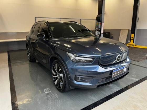 VOLVO XC40 P8 RECHARGE ELECTRIC BEV PURE AWD